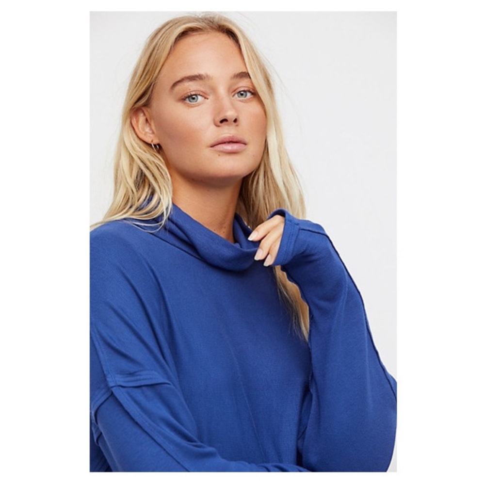 FREE PEOPLE TOP - Picture 2 of 4